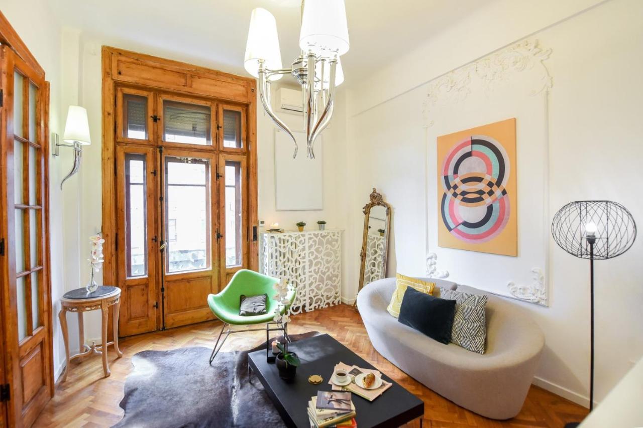 Vintage Elegance, Modern Comfort: 1Br Apartment Overlooking Calea Victoriei 부쿠레슈티 외부 사진